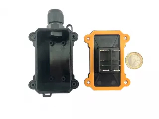 Elektromos gyorscserélő állító munkahenger homlokrakodóhoz, kapcsolóval (7)