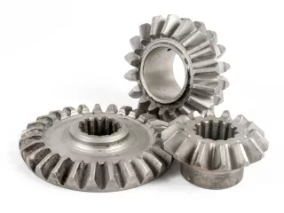 Fogaskerék készlet (Yanmar YM1100D, YM1300D, YM1301D és YM165D első híd) (4)