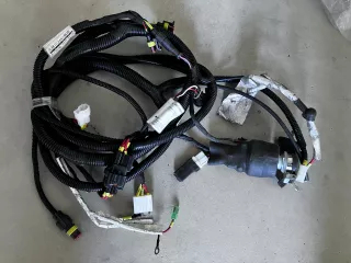 Force 210 kábelköteg KY-23924 (1)