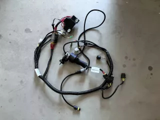 Force 210 kábelköteg KY-33650 (1)