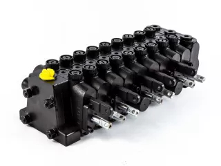 Force 311 hidraulika vezérlőtömb (4)