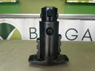 Force 317 hidraulikus forgóelosztó (2)