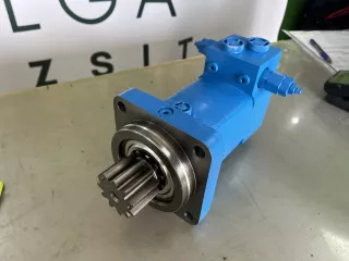 Force 317 toronyforgató hidromotor (1)