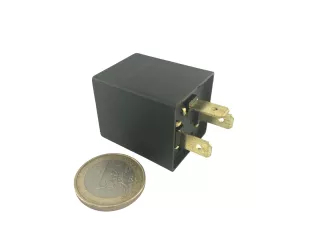 Force 325 irányjelző relé (0)