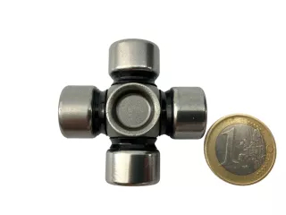 Force 325 kardánkereszt (első hajtás) (1)