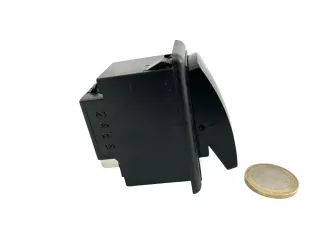 Force 325 Stage V elektromos áramtalanító kapcsoló vezérlő kapcsoló (2)