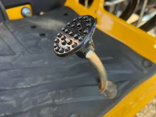 Force 326 traktor gázpedál (0)