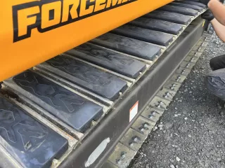 Force 470 szerelhető gumibetét készlet, fémláncos járószerkezethez. (2)