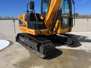 Force 470 szerelhető gumibetét készlet, fémláncos járószerkezethez. (5)