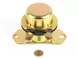 Force 915 áramtalanító kapcsoló v1. (2)