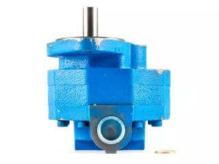 Force 915 hidraulika szivattyú sebességváltóhoz (2 csavaros kivitel) (2)