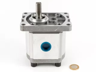 Force 915 hidraulika szivattyú sebességváltóhoz (4 csavaros kivitel) (4)