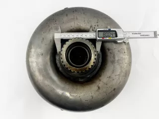 Force 915 hidrodinamikus tengelykapcsoló, tengelycsapvég: 37,6 mm (5)