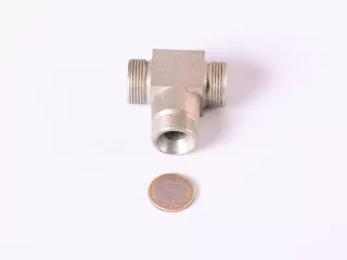 hidraulika közcsavar 24-24-24 (T-idom) (0)