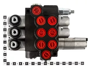 hidraulika vezérlőtömb 3 körös (1 úszóállással) 40L/min (300 bar) (2)