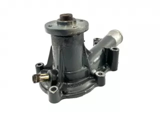 Kubota D1005 vízszivattyú, használt (2)