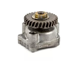 Kubota D600 olajszivattyú, használt (0)