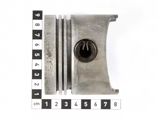 Kubota D850 dugattyú, használt (2)