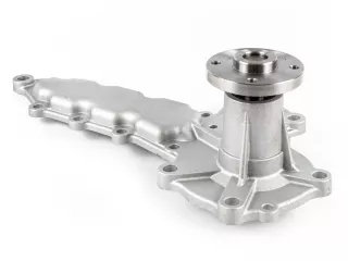 Kubota L1-325 vízszivattyú (3)