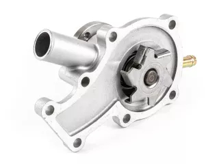 Kubota RTV900 vízszivattyú (4)