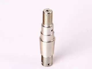 MTZ csapszeg L=133, d=28.5, GE-25-ES, M24x2 (4.) orbitos (0)