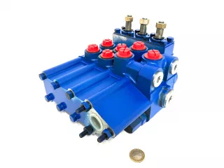 MTZ hidraulika vezérlőtömb 3/1 (0)