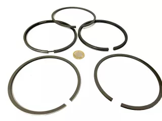 MTZ hüvely 80-as 5 gyűrűs, gyűrűvel, garnitúra, UA (1)