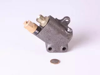 MTZ kormány vezérlőszelep nyomásszabályzó fedél (3)