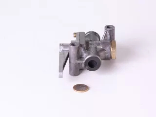 MTZ levegő csap (4)