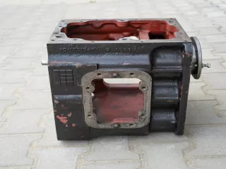 MTZ sebességváltó ház, original (használt) (2)