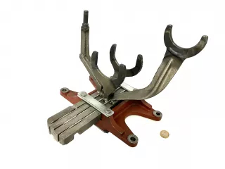 MTZ sebességváltó kulissza (50, 52, 550, 552, 80, 82, 890, 892) (0)