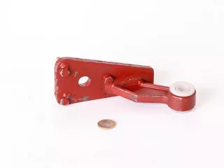 MTZ tartó 021 (teljesítmény szabályzó kardáncsukló), original (2)