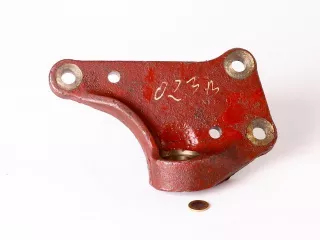 MTZ tartó 023-B orbitos (egyenes hídra, 820) original (0)