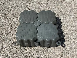 Műanyag úszótest 50 x 50 x 40 cm (3)