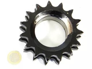 Oros feszítő lánckerék 104 (0)