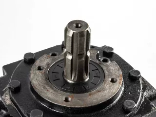 Szárzúzó hajtómű Geo EFGC sorozatú szárzúzókhoz (L1:2,9 szabadonfutós) (3)