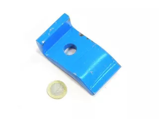 tartó fül (ütközőlap) (0)