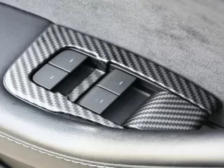 Tesla ablakemelő- és ajtókapcsoló dekor készlet, matt karbon, 14 db, Model 3 / Model Y (5)