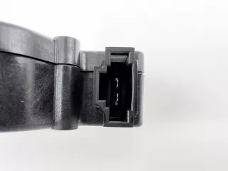Tesla csomagtérajtó szervómotor, Model S, 2012– (3)