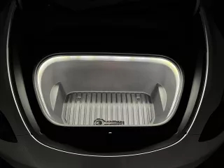 Tesla első csomagtér LED világítás Model Y (0)