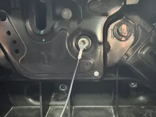 Tesla első csomagtér LED világítás Model Y (14)