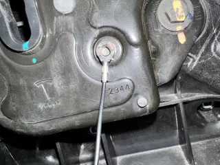 Tesla első csomagtér LED világítás Model Y (15)