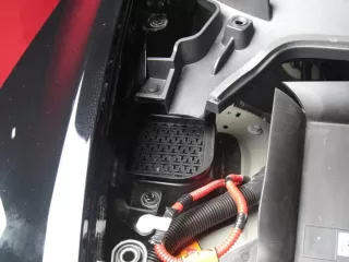 Tesla első csomagtér vízelvezető csatorna védőrács készlet, 1 pár, Model Y (2)