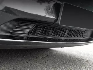 Tesla első lökhárító rovarvédő rács készlet, osztott, matt fekete, Model Y (2020–2025) (2)