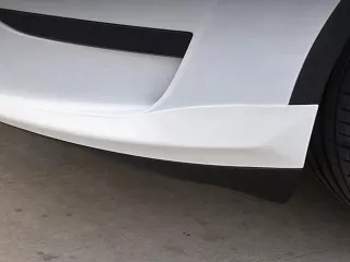 Tesla első lökhárító sarokvédő készlet, TPE, fehér, 2 db, Model Y (2020–2025) (1)