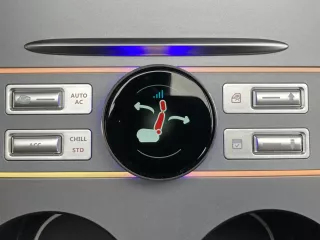 Tesla közép konzol okos gomb USB dokkolóval Tesla Model 3 és Model Y (8)