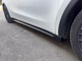 Tesla Model Y oldalsó küszöb spoiler szett, matt fekete (0)
