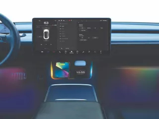 Tesla T7 RGB hangulatvilágítás vezeték nélküli töltővel, Model Y (1)