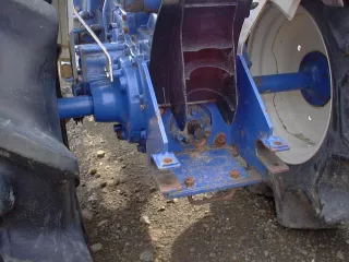 TLT tengely átalakító Kubota B6000, Mitsubishi japán kistraktorokhoz (5)