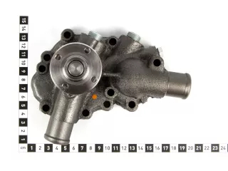 traktor vízszivattyú Shibaura S753 motorhoz (5)